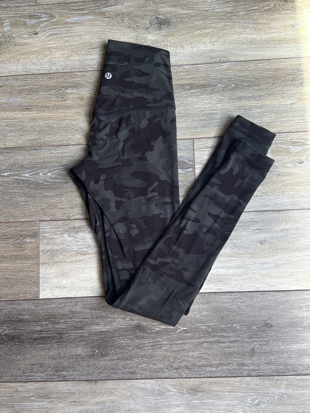 Lululemon Athletica Black and Green Camo  Align Leggings